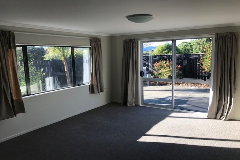 Photo of property in 38 Staithes Drive North, Whitby, Porirua, 5024