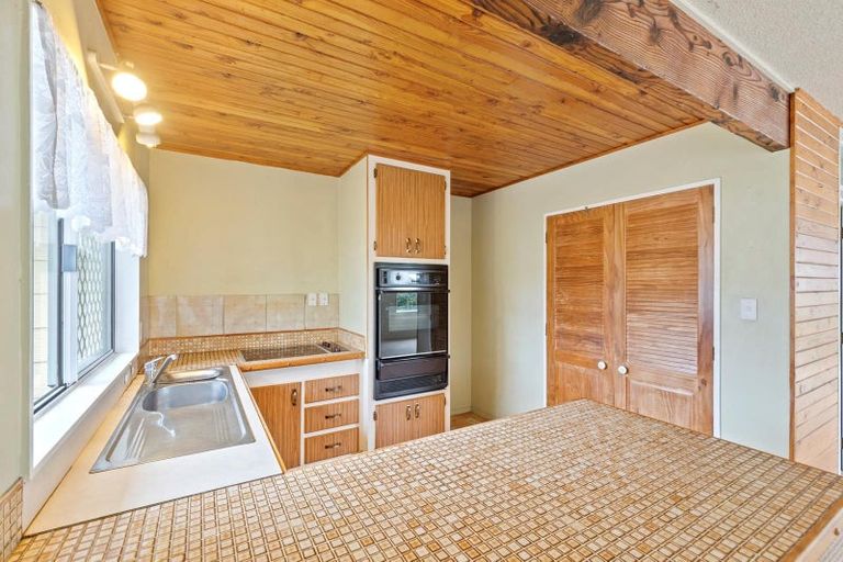 Photo of property in 2/21 Rollerson Street, Papakura, 2110