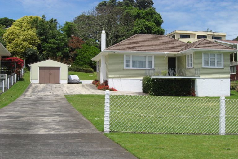 Photo of property in 79 Taylor Road, Mangere Bridge, Auckland, 2022