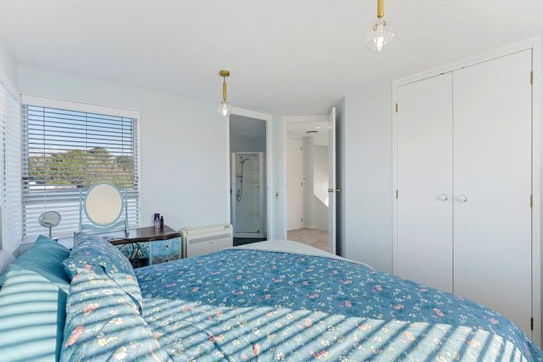 Photo of property in 12 Scott Avenue, Otaki Beach, Otaki, 5512