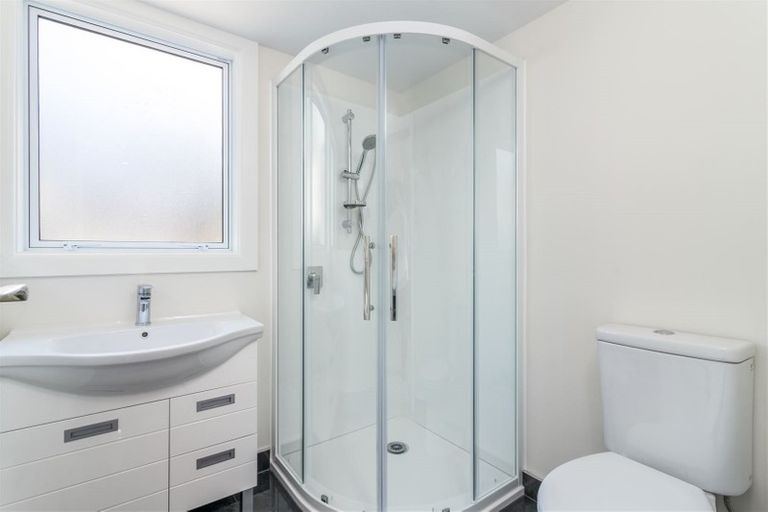 Photo of property in 633 Harewood Road, Harewood, Christchurch, 8051