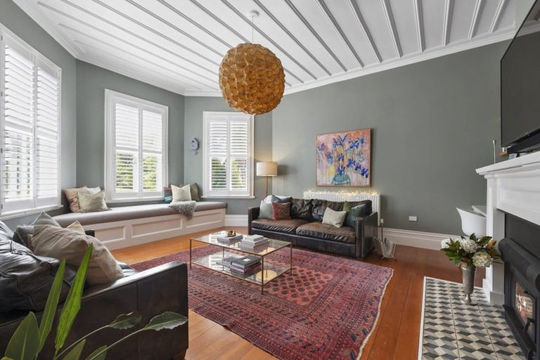 Photo of property in 190 Smart Road, Hillsborough, New Plymouth, 4372