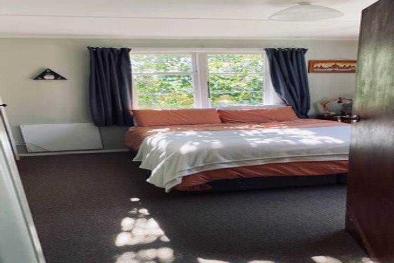 Photo of property in 62 Kowhai Street, Naenae, Lower Hutt, 5011