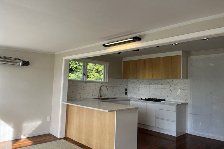 Photo of property in 552 Swanson Road, Ranui, Auckland, 0612