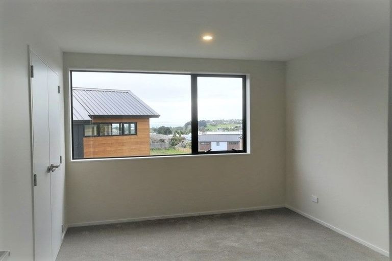 Photo of property in 44 Seafarer Crescent, Stanmore Bay, Whangaparaoa, 0932