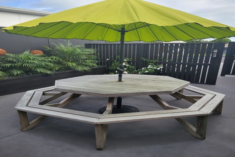 Photo of property in 408 Carrington Street, Upper Vogeltown, New Plymouth, 4310