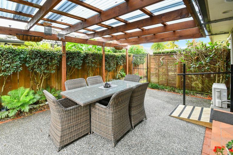 Photo of property in 58 Taka Street, Takanini, 2112