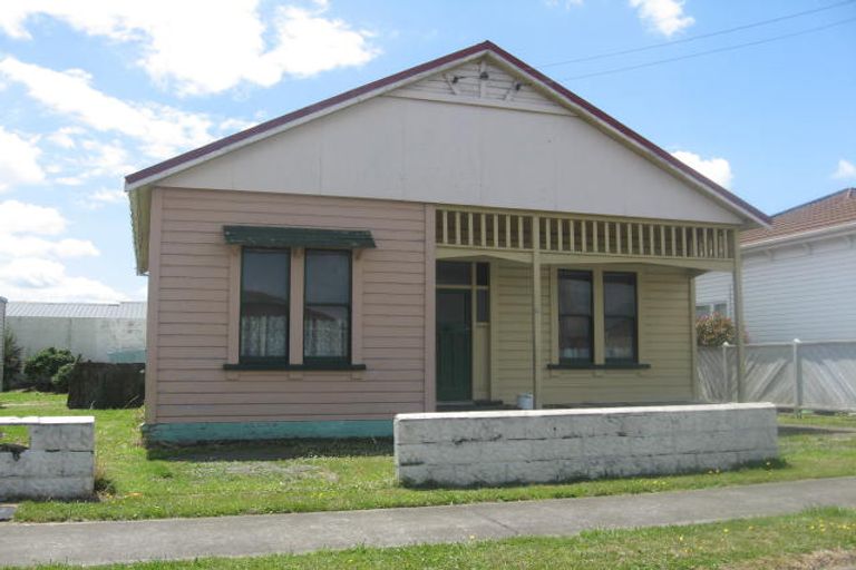 Photo of property in 14 George Street, Aramoho, Whanganui, 4500