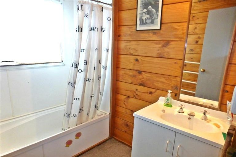 Photo of property in 1/68 Hei Hei Road, Hei Hei, Christchurch, 8042