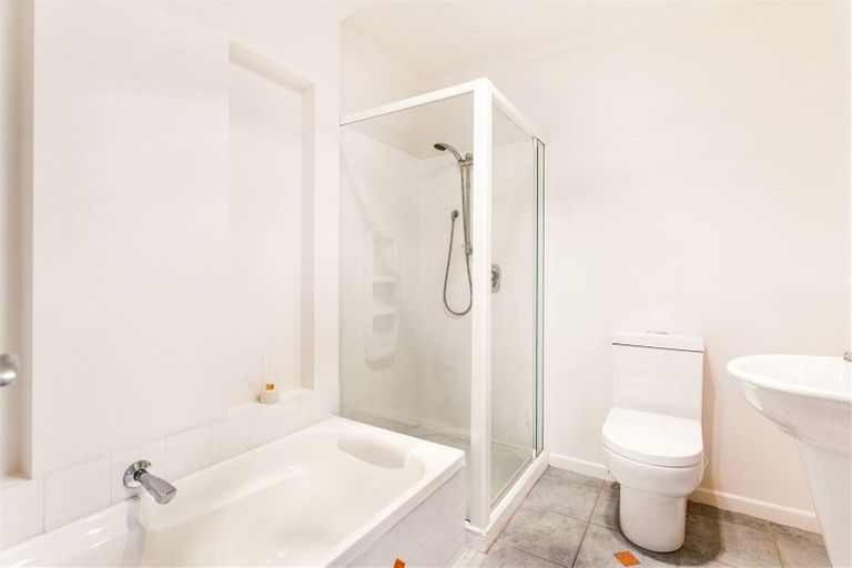 Photo of property in 20 Arlose Place, Westgate, Auckland, 0614