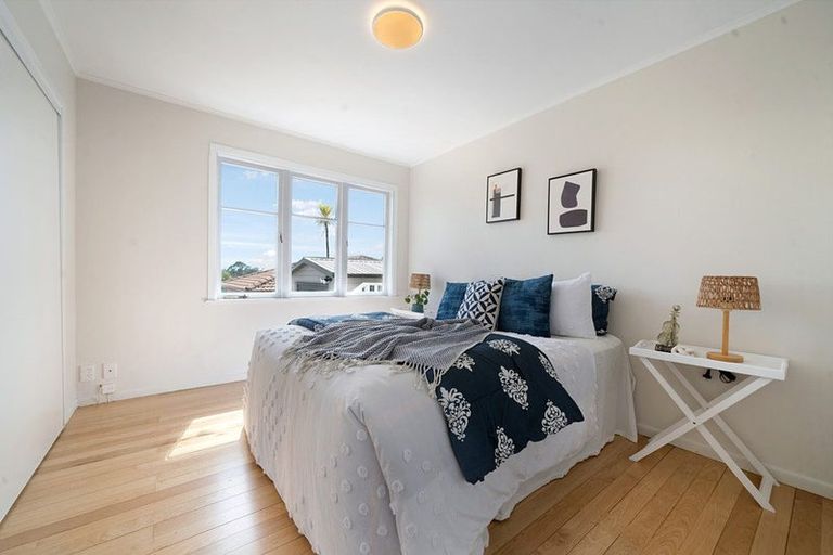 Photo of property in 48a Beaubank Road, Kelston, Auckland, 0602