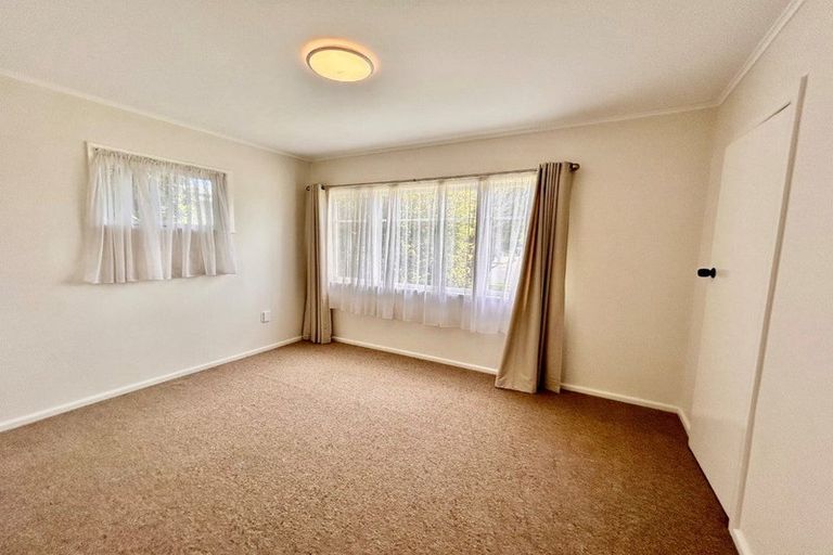Photo of property in 10 Murphy Road, Taradale, Napier, 4112