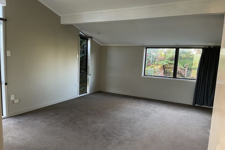 Photo of property in 5 Bradley Place, Lynmore, Rotorua, 3010