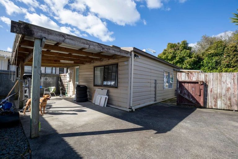 Photo of property in 8 Rollerson Street, Papakura, 2110
