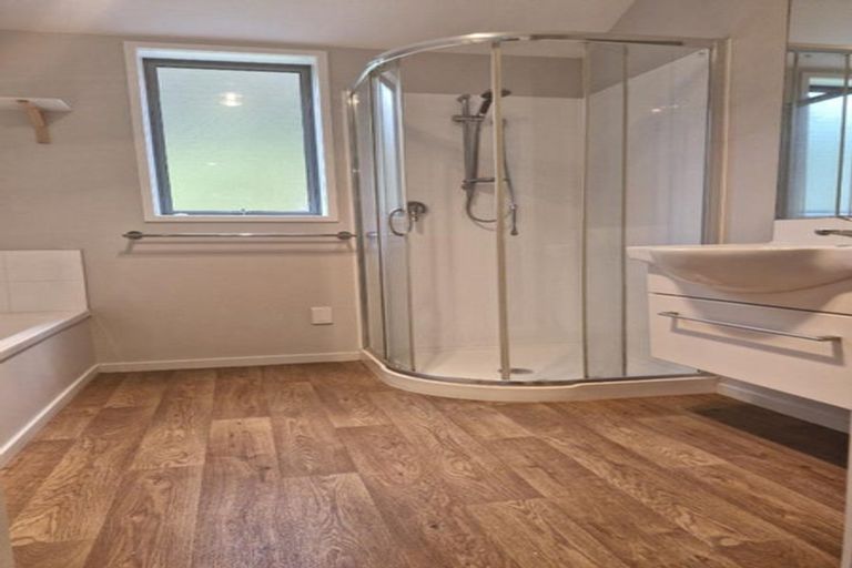 Photo of property in 15a Frederick Place, Whalers Gate, New Plymouth, 4310
