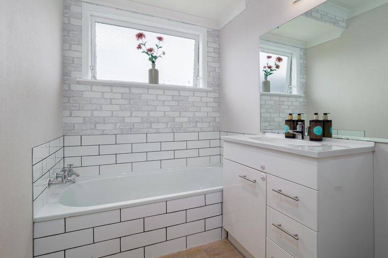 Photo of property in 58a Campbell Street, Leamington, Cambridge, 3432