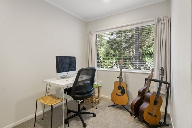 Photo of property in 46 Aberley Road, Schnapper Rock, Auckland, 0632