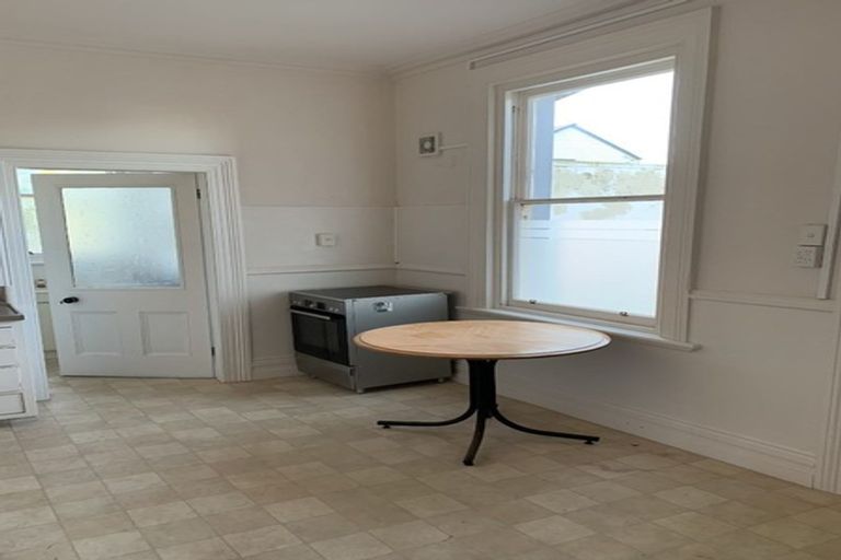 Photo of property in 352 South Road, Caversham, Dunedin, 9012