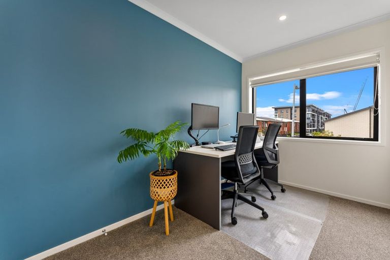 Photo of property in 39 Walter Merton Road, Hobsonville, Auckland, 0616