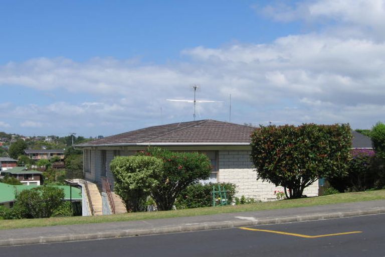 Photo of property in 1/92 Glamorgan Drive, Torbay, Auckland, 0630
