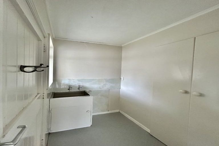 Photo of property in 3 Hanson Grove, Stokes Valley, Lower Hutt, 5019