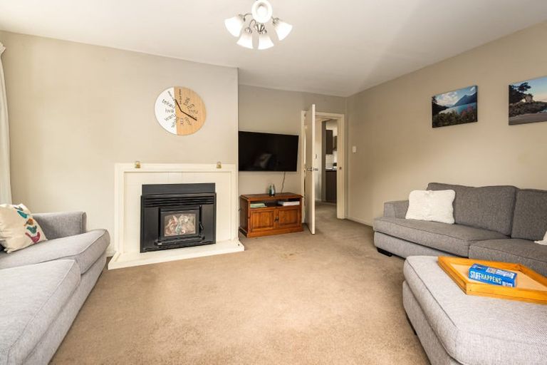 Photo of property in 8 Truman Road, Bryndwr, Christchurch, 8053