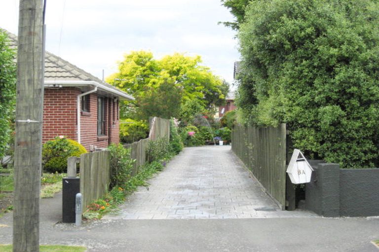 Photo of property in 8a Oakdale Street, Avonhead, Christchurch, 8042