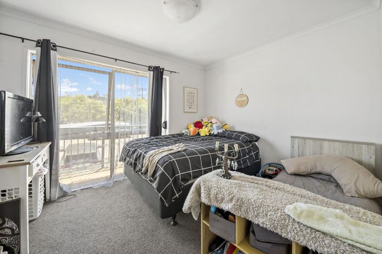 Photo of property in 18/94 Glengarry Road, Glen Eden, Auckland, 0602