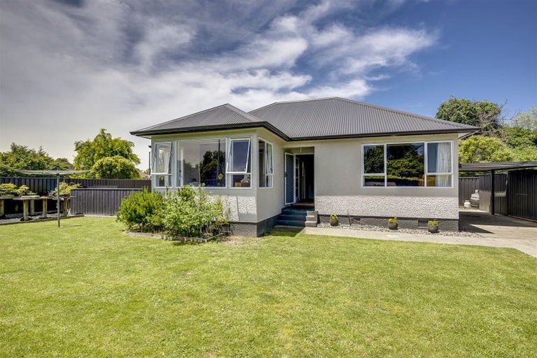 Photo of property in 2 Barton Avenue, Marewa, Napier, 4110