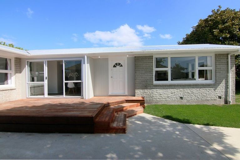 Photo of property in 16 Belmont Street, Avondale, Christchurch, 8061