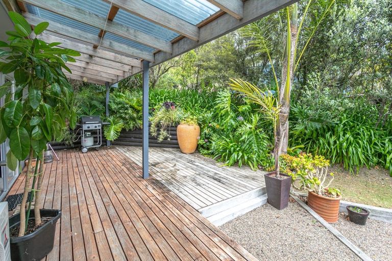 Photo of property in 33 Puriri Road, Te Kouma, Coromandel, 3581