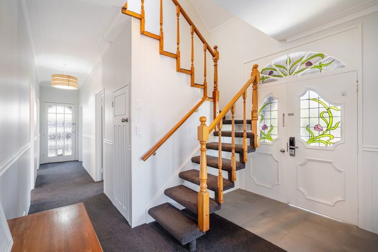 Photo of property in 1/52 Northboro Road, Belmont, Auckland, 0622