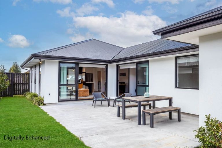 Photo of property in 53 Westpark Boulevard, Rangiora, 7400