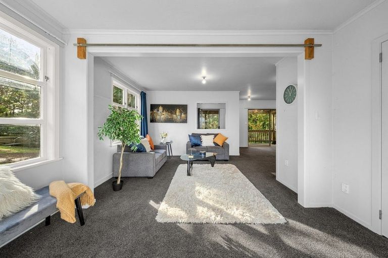 Photo of property in 2 Ocean View Road, Huia, Auckland, 0604