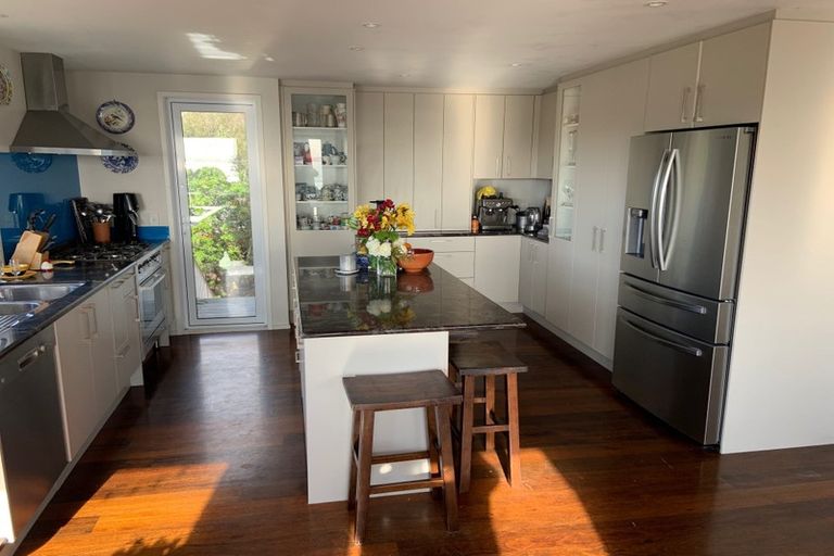 Photo of property in 1007a Beach Road, Torbay, Auckland, 0630