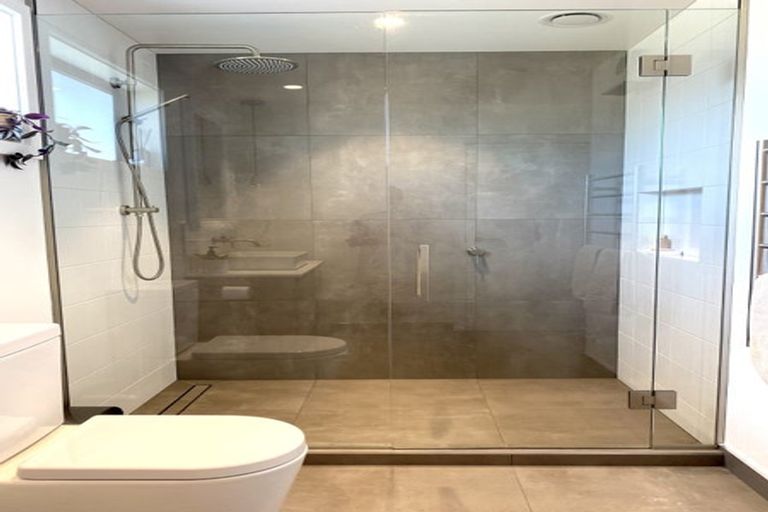 Photo of property in 13 Tuke Lane, Wanaka, 9305