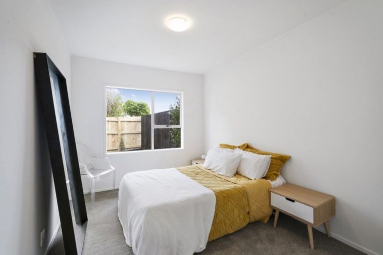 Photo of property in 2/27 Harwood Road, Mount Wellington, Auckland, 1060