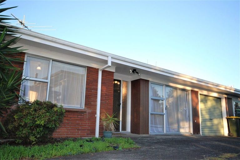 Photo of property in 1/18 Tatariki Street, Rosehill, Papakura, 2113