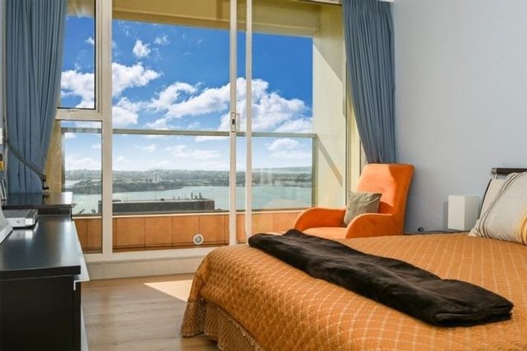 Photo of property in Quay West Apartments, 2803/8 Albert Street, Auckland Central, Auckland, 1010