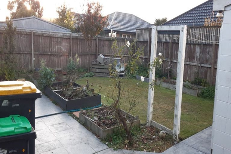 Photo of property in 1/115 Aorangi Road, Bryndwr, Christchurch, 8053