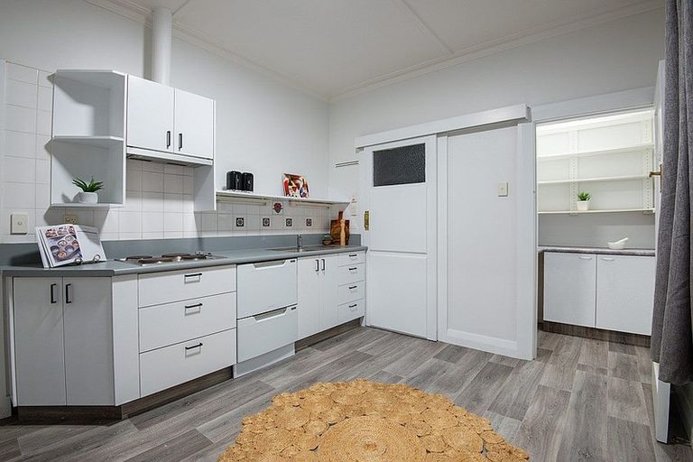 Photo of property in 31 Beach Street, Saint Clair, Dunedin, 9012