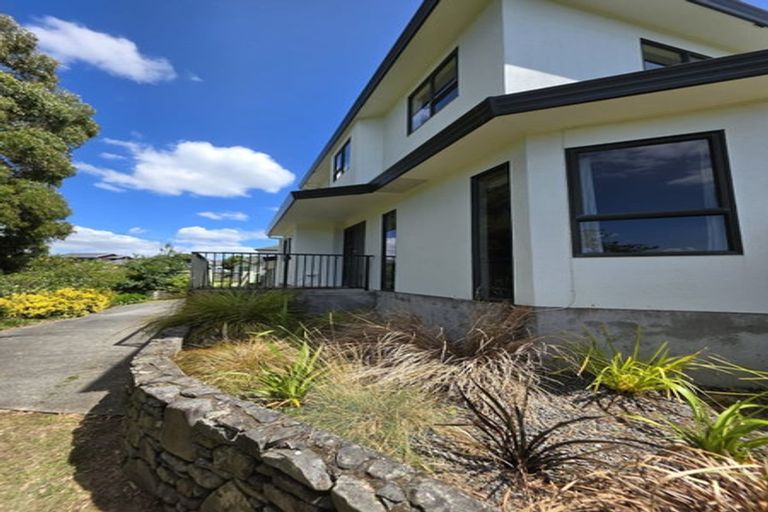 Photo of property in 69 Joseph Banks Drive, Whitby, Porirua, 5024