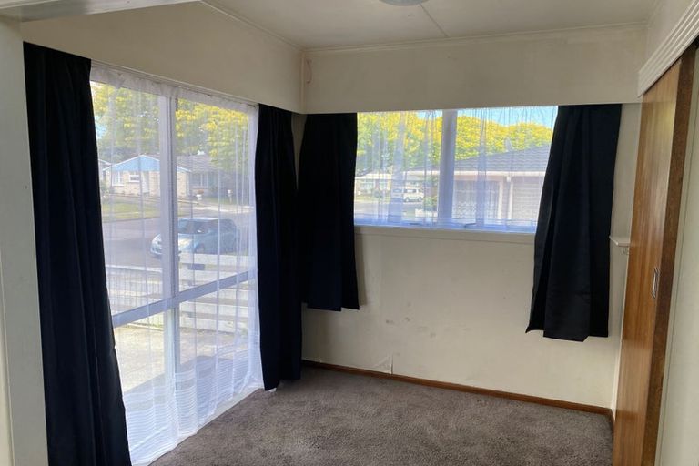 Photo of property in 14 Percy Cameron Street, Avalon, Lower Hutt, 5011