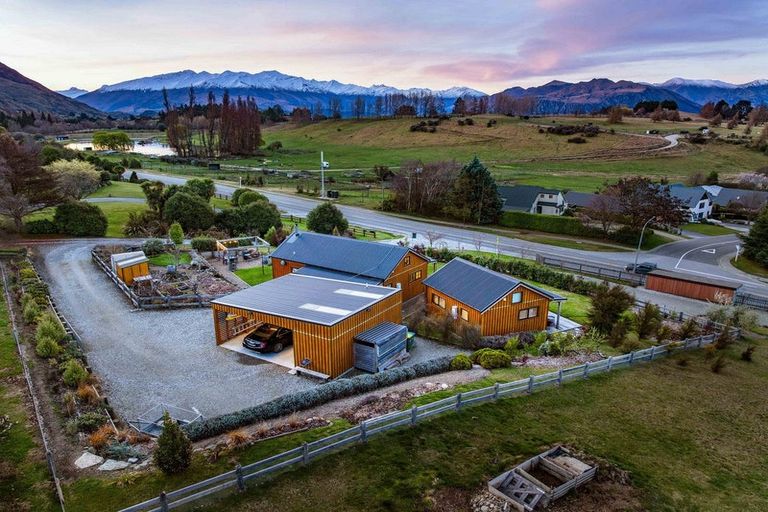 Photo of property in 179 Wanaka-mount Aspirin, Wanaka, 9305