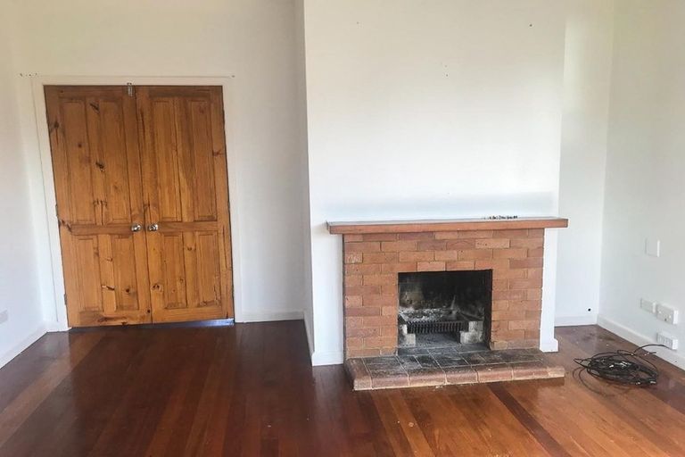 Photo of property in 36 Haverstock Road, Sandringham, Auckland, 1025