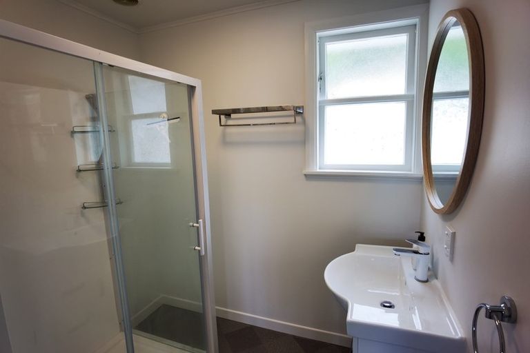 Photo of property in 188b Waddington Drive, Naenae, Lower Hutt, 5011