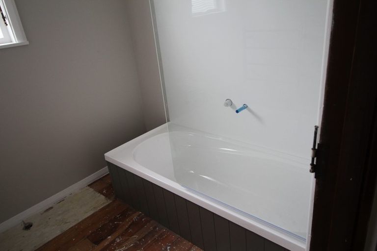 Photo of property in 39 Manawatu Street, Hokowhitu, Palmerston North, 4410