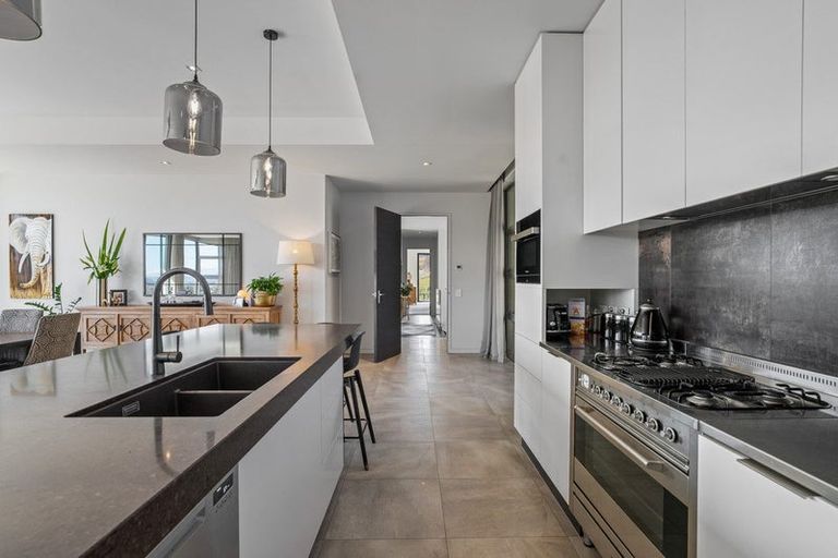 Photo of property in 16 Hayes View Lane, Lake Hayes, Queenstown, 9371