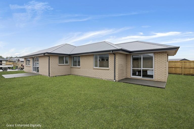 Photo of property in 5 Lucca Crescent, Flat Bush, Auckland, 2019
