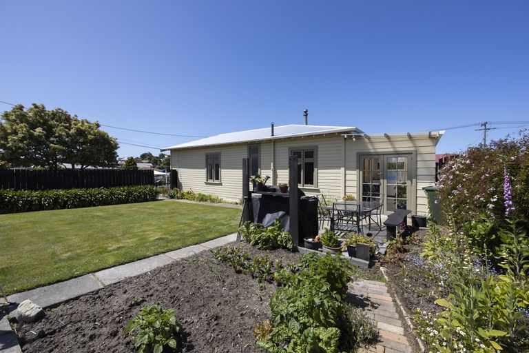 Photo of property in 43 Arun Street, South Hill, Oamaru, 9400